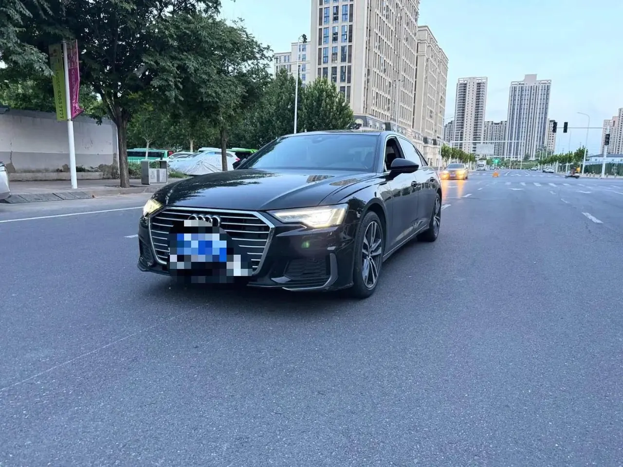 Audi 2022 A6L 2.0TFSI 45TFSI Selected Dynamic Automatic - View 1
