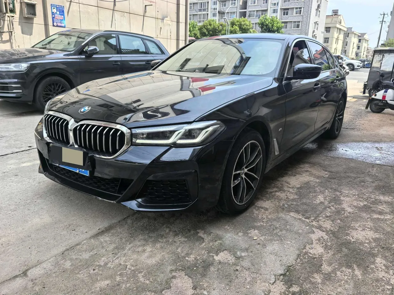 BMW 5 Series 2022 525Li 2.0T M Sports Suit (Modified) Automatic Gear - View 1