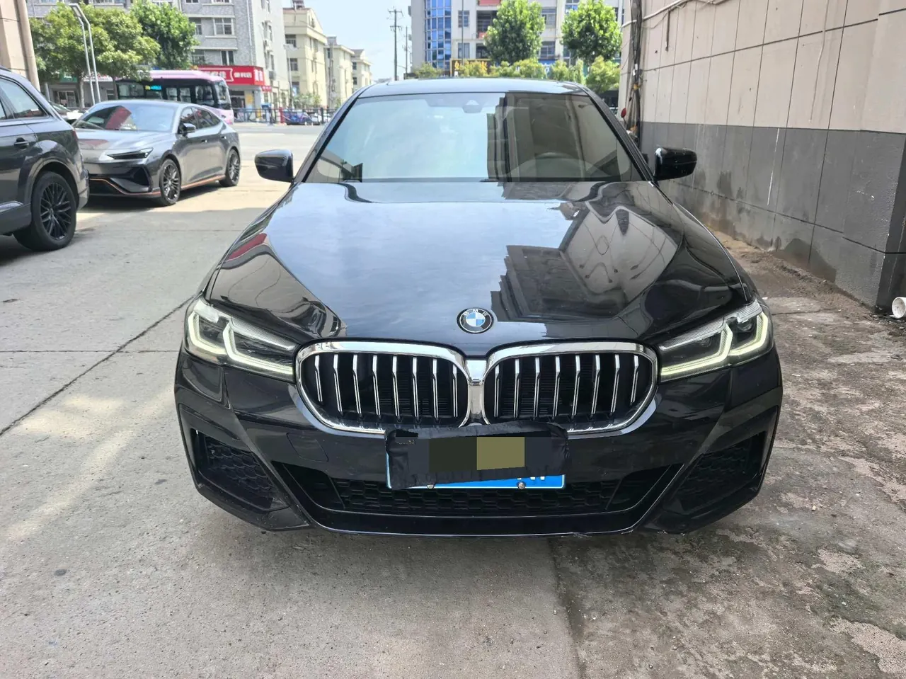 BMW 5 Series 2022 525Li 2.0T M Sports Suit (Modified) Automatic Gear 9