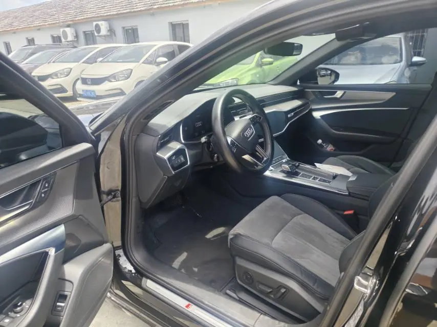 Audi 2021 A6L 2.0TFSI 45TFSI Selected Dynamic Automatic 2
