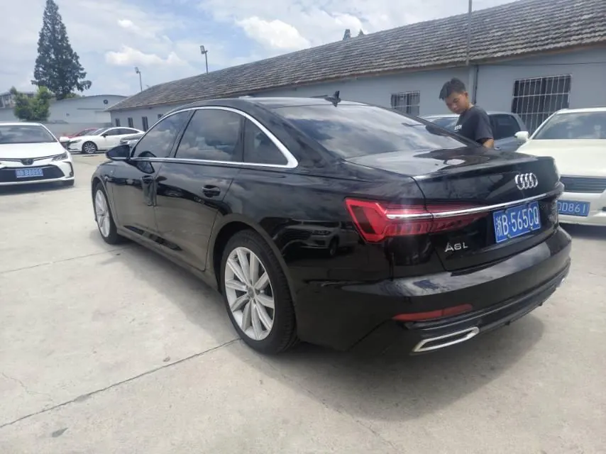 Audi 2021 A6L 2.0TFSI 45TFSI Selected Dynamic Automatic 5