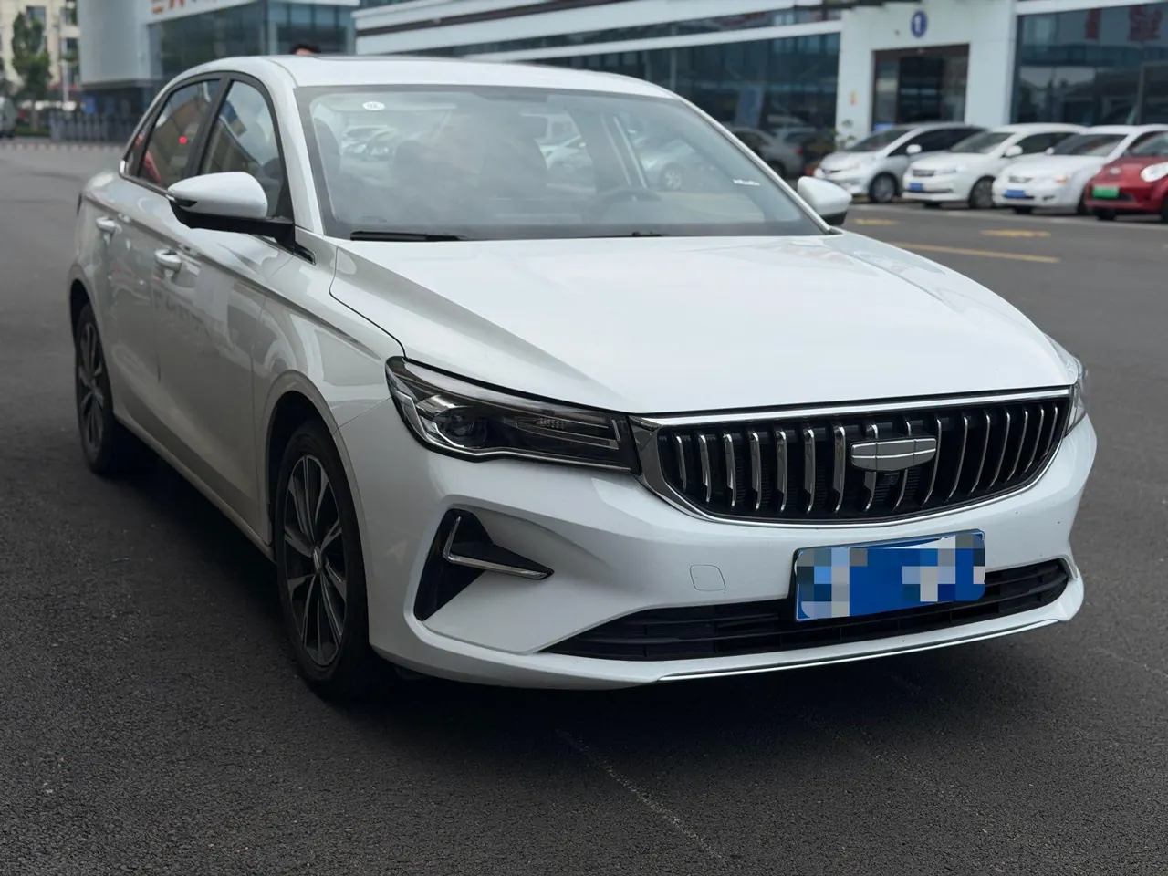 Geely 2026 Emgrand-Sanxiang 1.5 Stepless 4 million Commemorative Flying Automatic 3