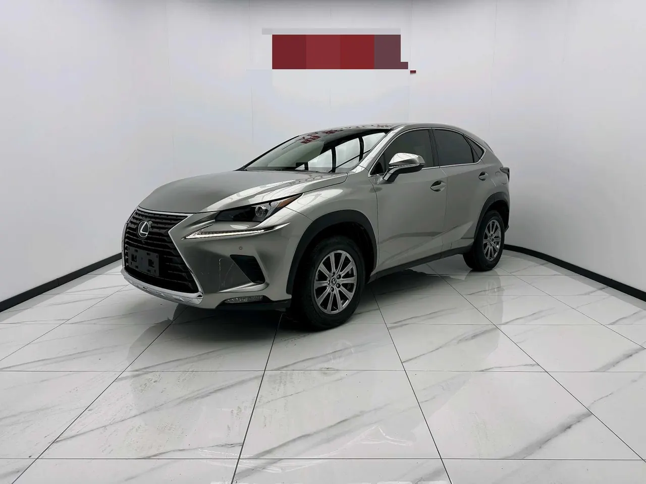 Открыть галерею: Lexus NX (Imported) 2020 NX200 2.0 Stepless Front Edition Automatic Gear