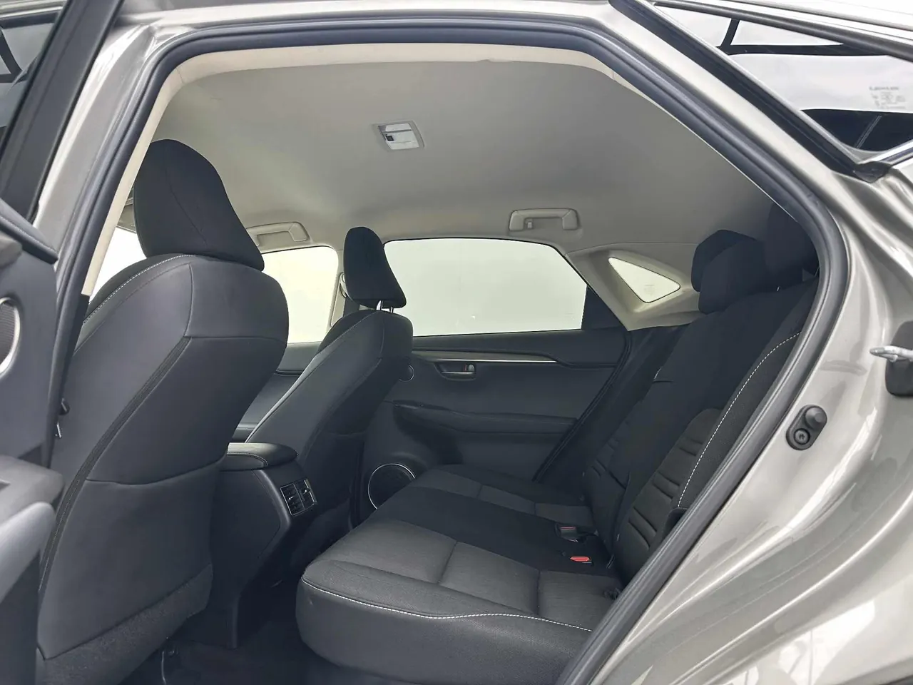 Lexus NX (Imported) 2020 NX200 2.0 Stepless Front Edition Automatic Gear 6