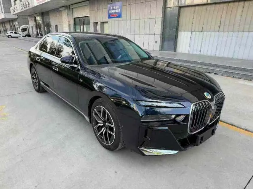 BMW 7 Series (Imported) 2023 735Li 48V 3.0T M Sports Suit Automatic Gear 2