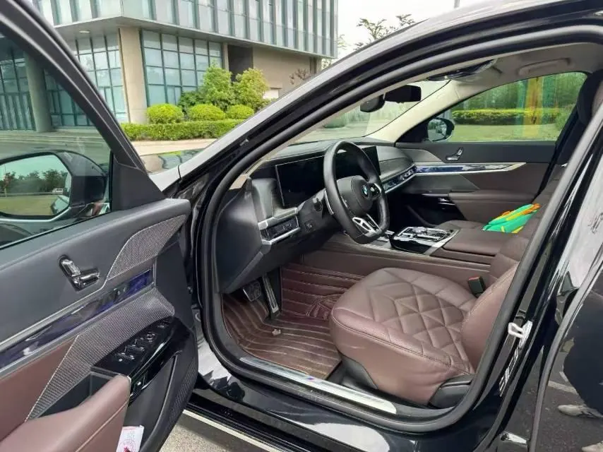 BMW 7 Series (Imported) 2023 735Li 48V 3.0T M Sports Suit Automatic Gear 6