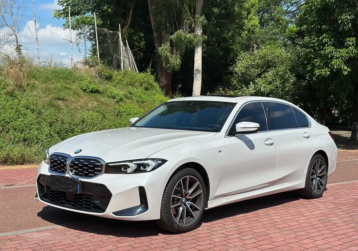 BMW 3 Series 2025 325Li 2.0T M Sports Suit Automatic Gear - View 1