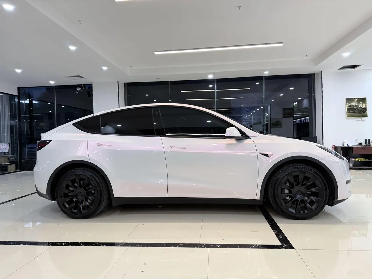 Tesla 2022 Model Y rear-wheel drive version (facelift) automatic gear 5