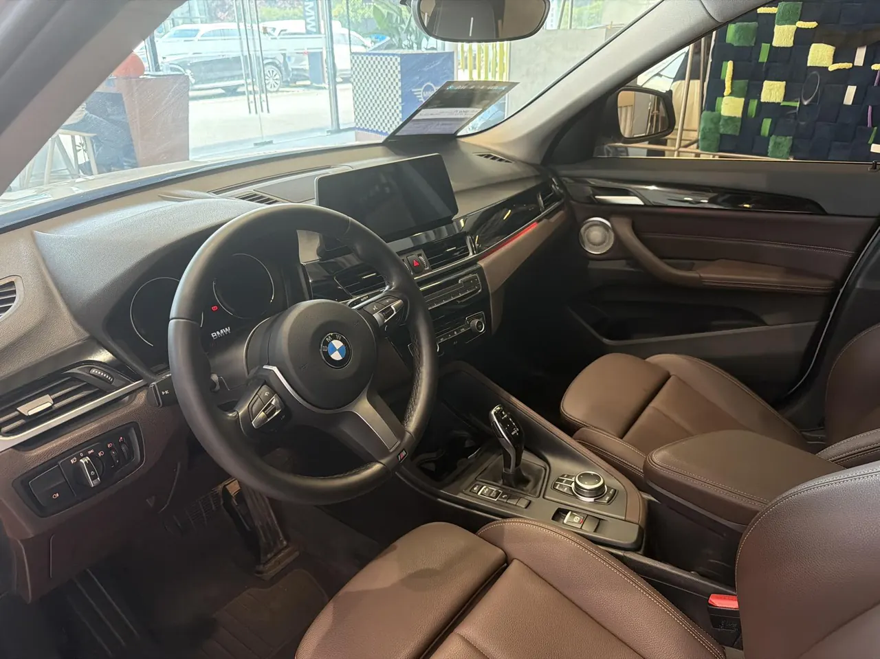 BMW 2021 X1 xDrive25Li 2.0T exclusive automatic gear 3