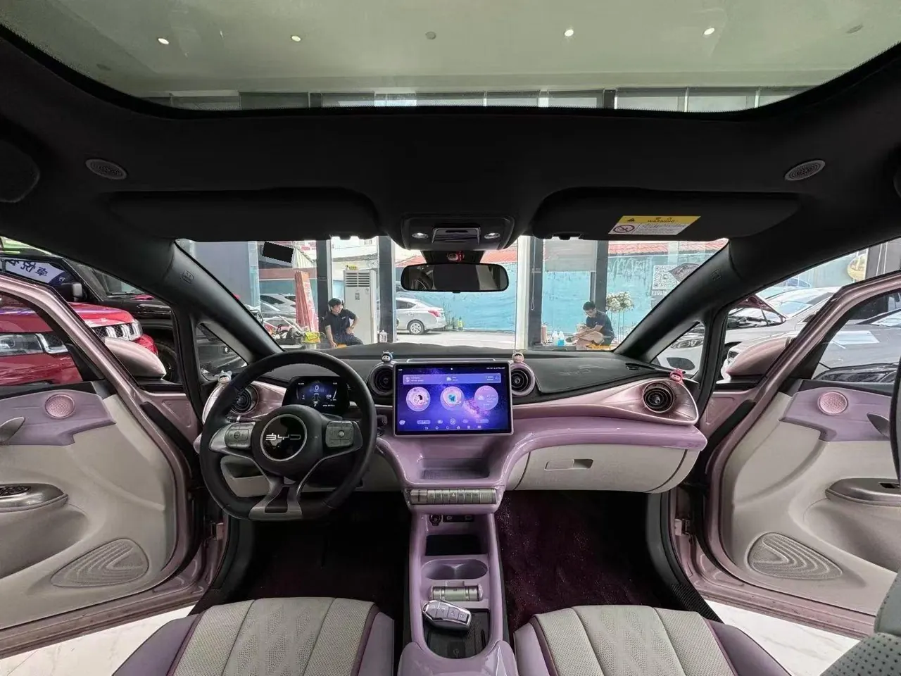 BYD 2024 Dolphin Glory Edition 420km Fashion Edition Automatic Gear 2