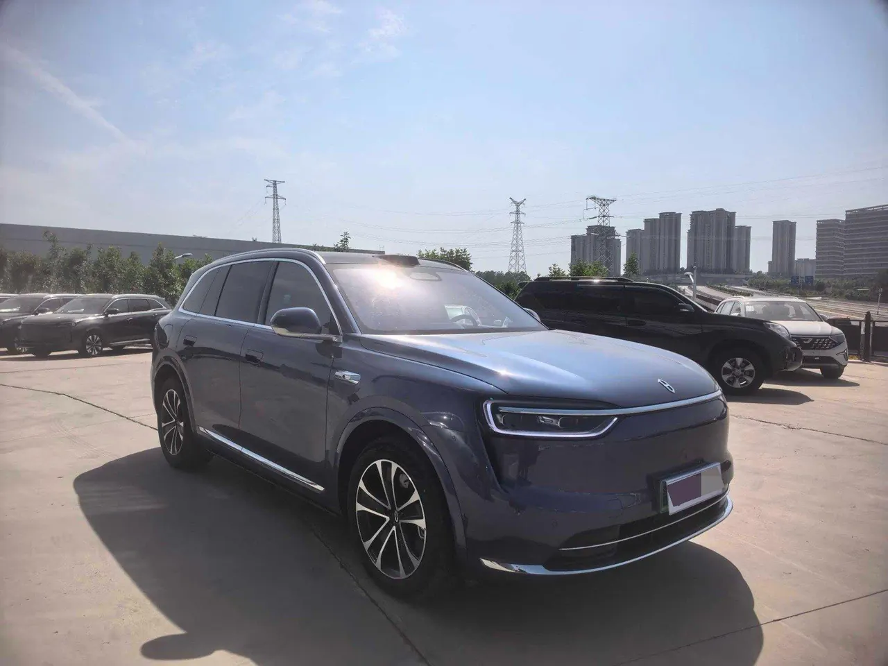 AITO 2026 AITO M7 extended range Ultra 4-wheel drive version 5 (192-line laser Radar) automatic gear 3