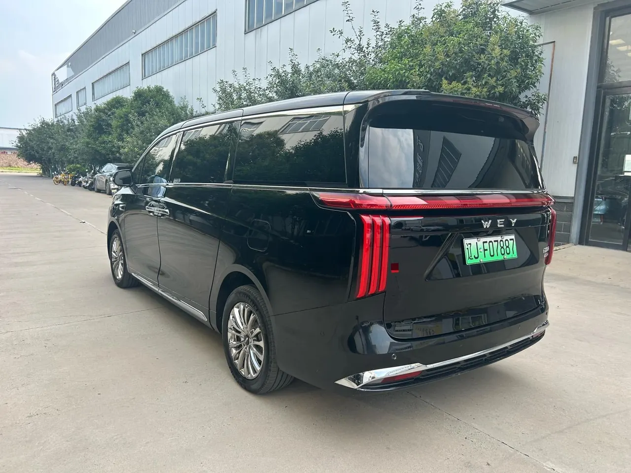 WEY 2025 VV7 Hi4 1.5T Four-Wheel-Drive Automatic Model 6