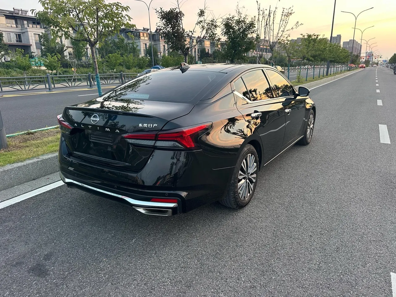 Nissan 2022 Teana 2.0 stepless XL-Upr premium version automatic gear 3