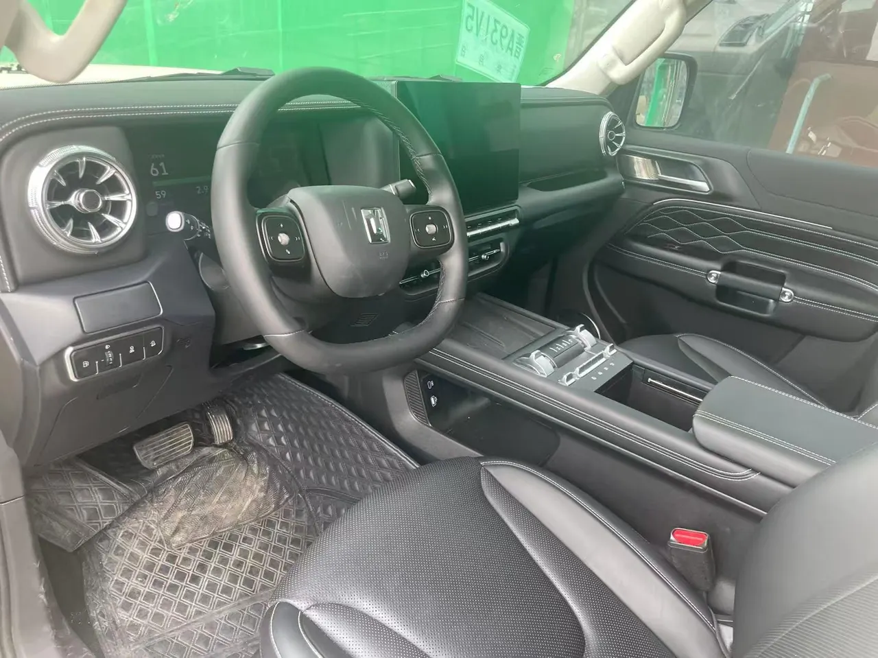 Tank 2025 model Tank 300 Hi4-T 2.0T Hi4-T automatic transmission 2