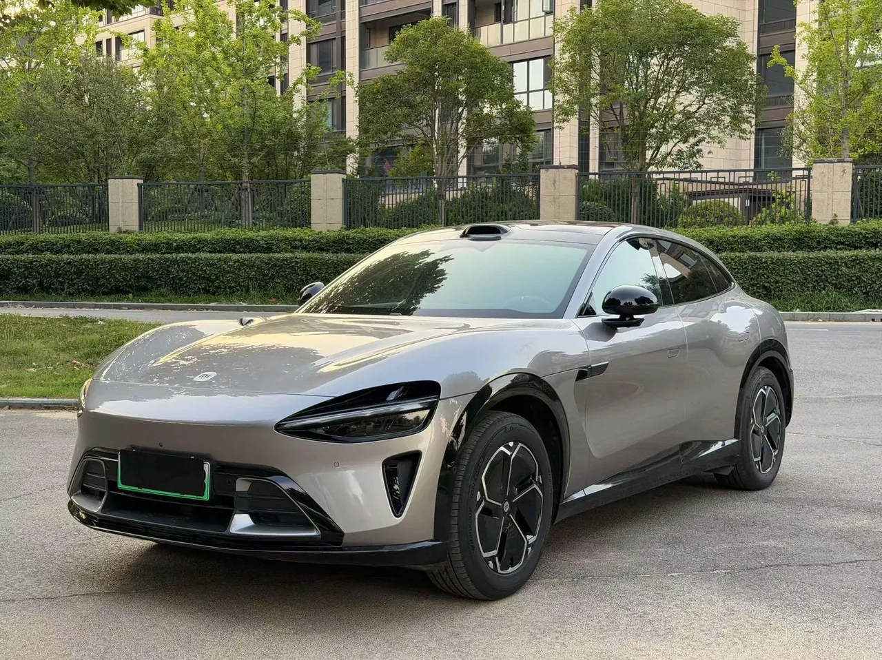 Открыть галерею: MI 2025 YU7 Long Endurance Rear Drive Automatic Gear