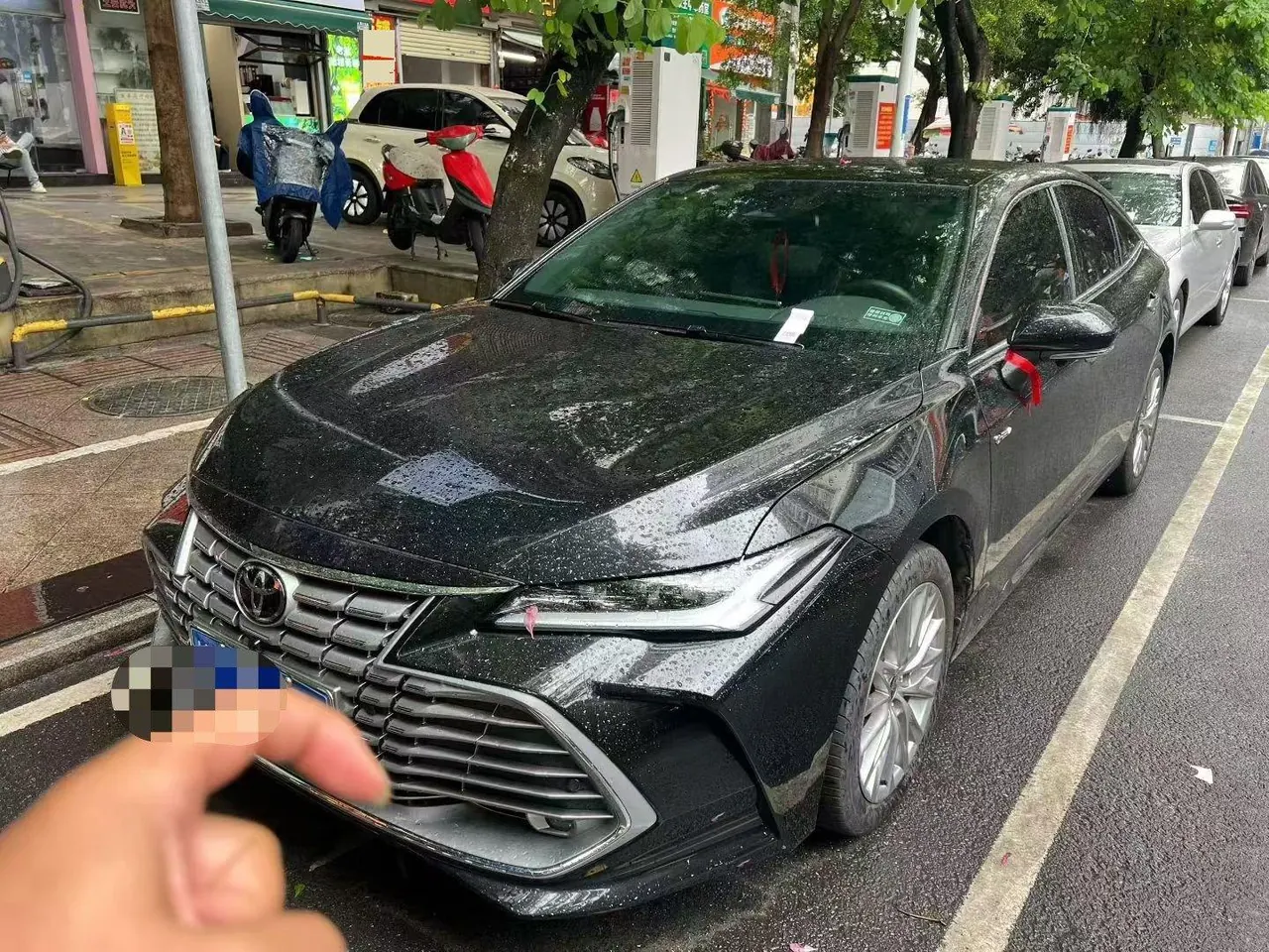 Open image lightbox: Toyota 2026 Asian Dragon Double Engine 2.5 Stepless XLE Premium Automatic Gear