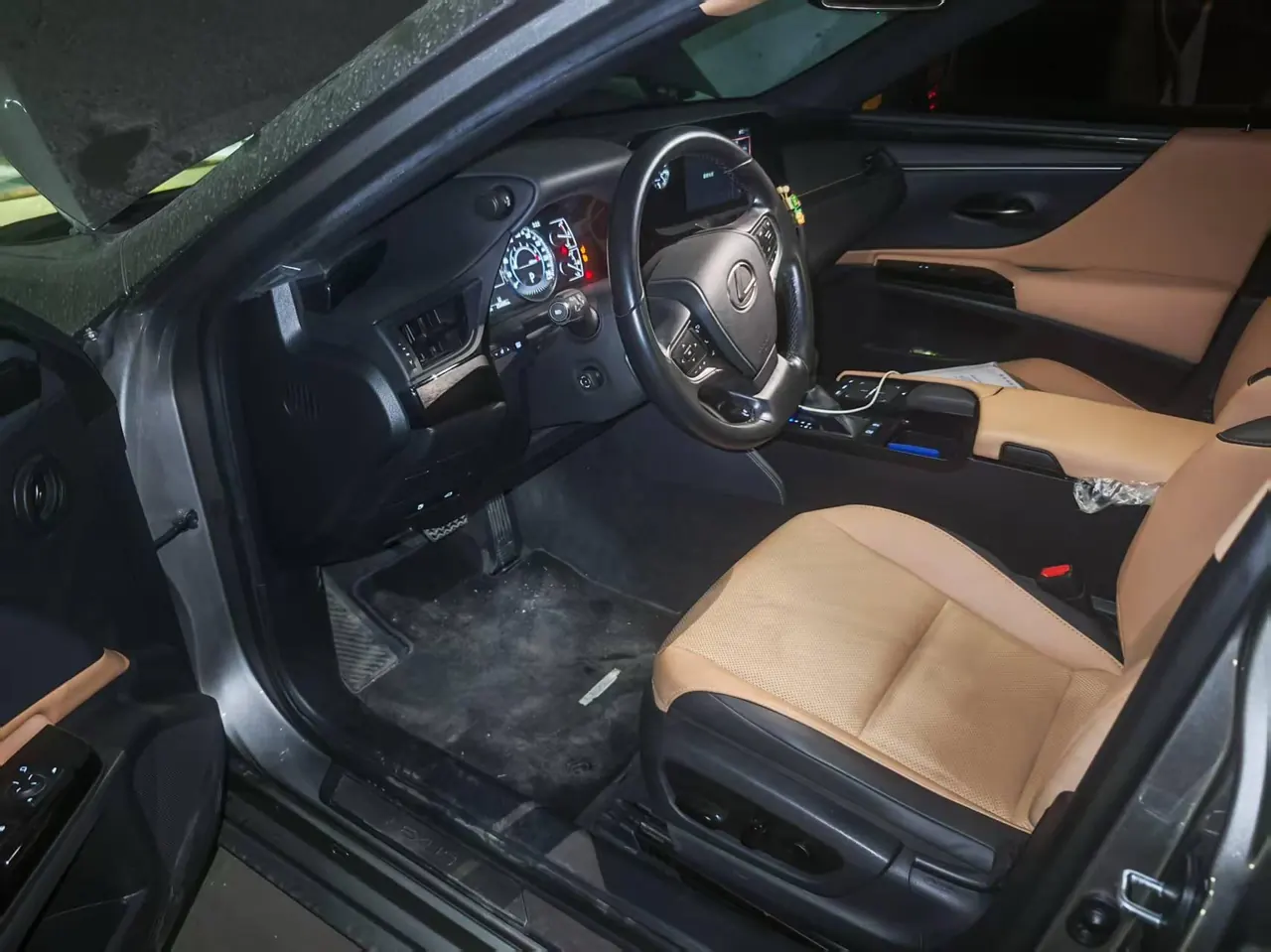 Lexus ES (Imported) 2022 ES200 2.0 Stepless Deluxe Edition Automatic Gear 5