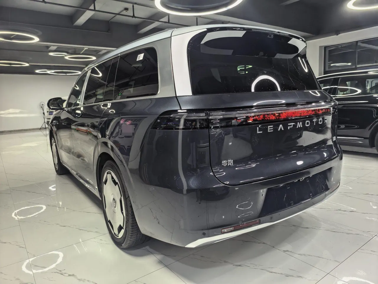 Leapmotor 2026 D 19 500 Zhizun Edition 7-seat Automatic Gear 6