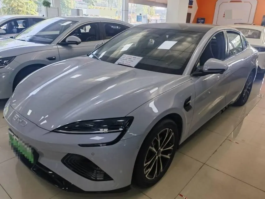 Открыть галерею: BYD 2025 Seal 510 Zhihang Edition Automatic Gear
