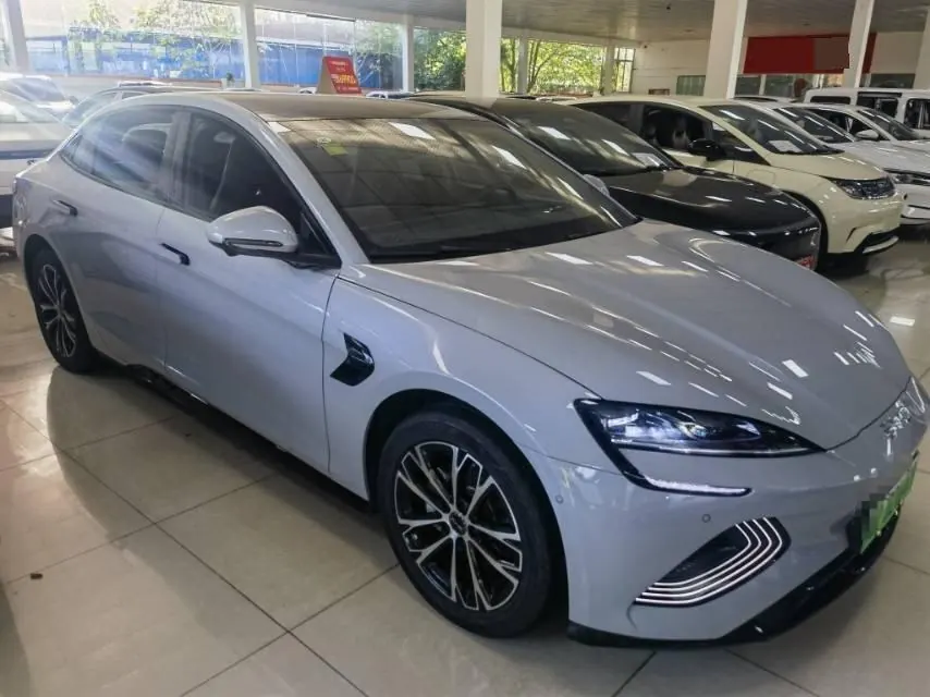 BYD 2025 Seal 510 Zhihang Edition Automatic Gear 2