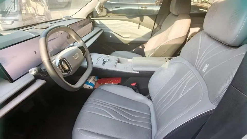 Geely Galaxy 2024 E 8 550km PRO automatic gear 4