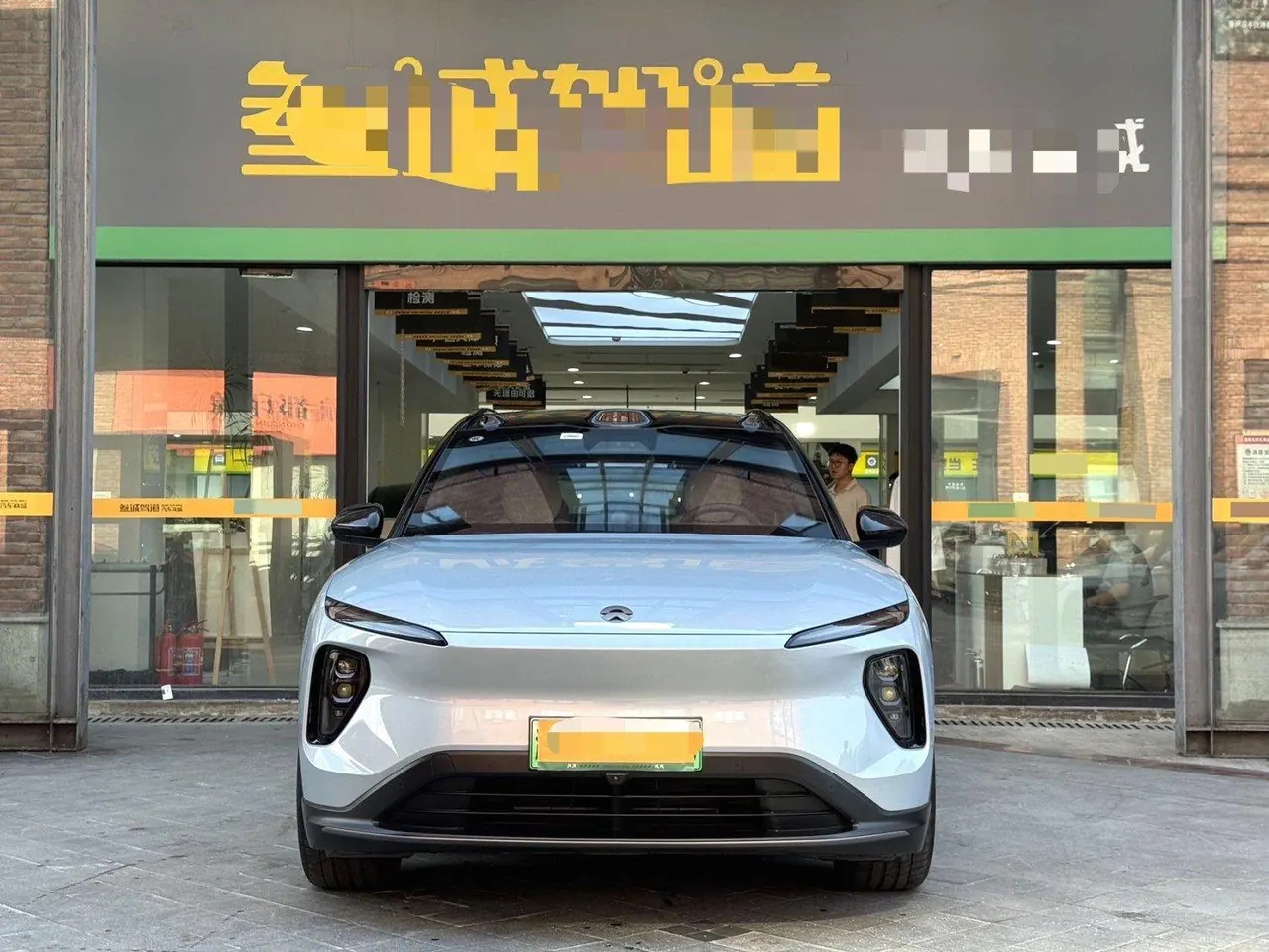 NIO 2023 ES6 75kWh automatic gear 2