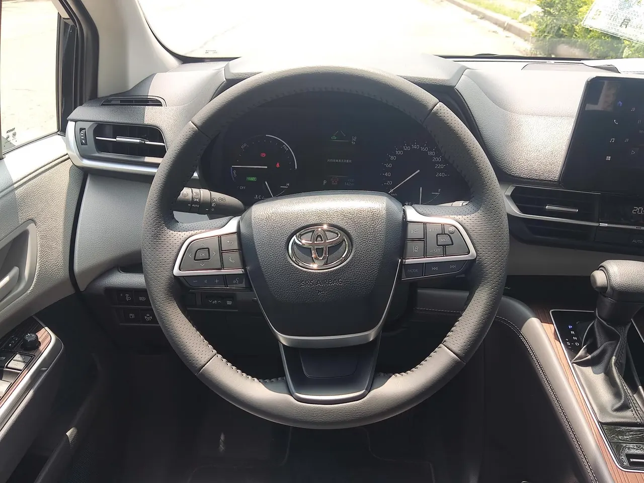 Toyota 2026 Sana 2.5 Stepless Two-Drive Comfort Edition Automatic Transmission 6