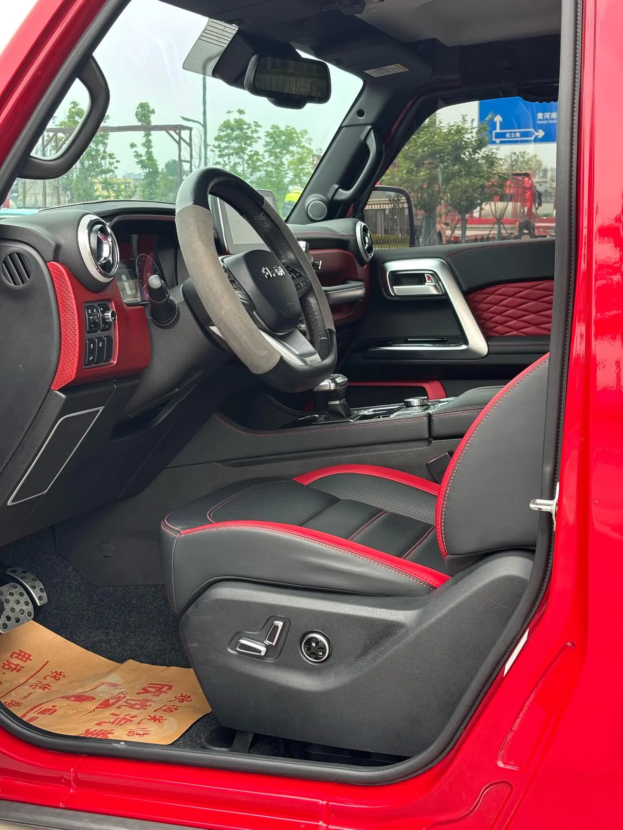 Beijing 2020 BJ40 2.0T 4WD City Hunter Edition Extreme Automatic Gear 7