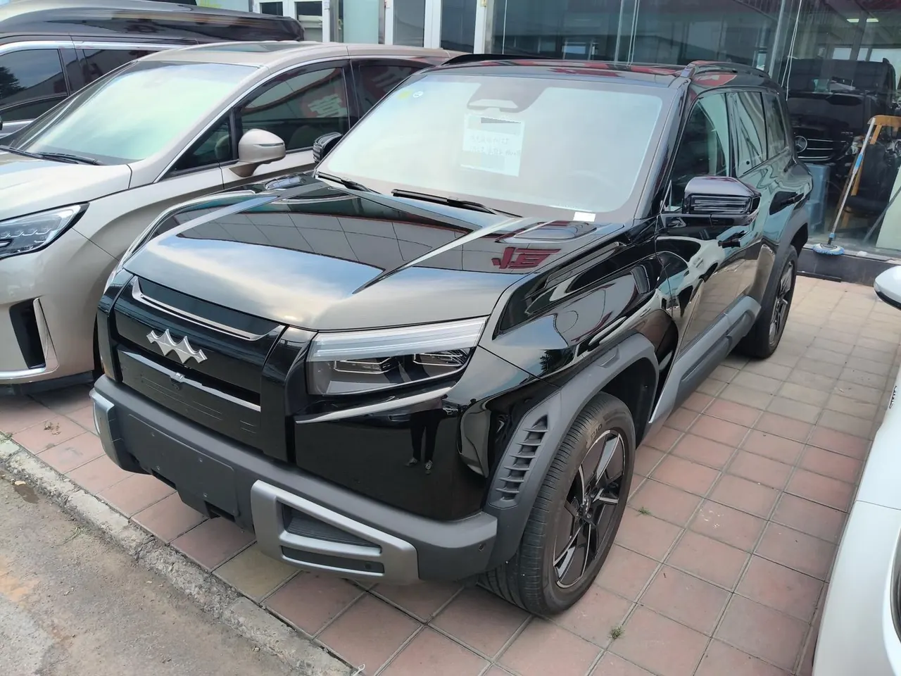 Open image lightbox: FangChengBao 2025 titanium 3 501KM four-wheel drive intelligent driving Ultra version automatic gear
