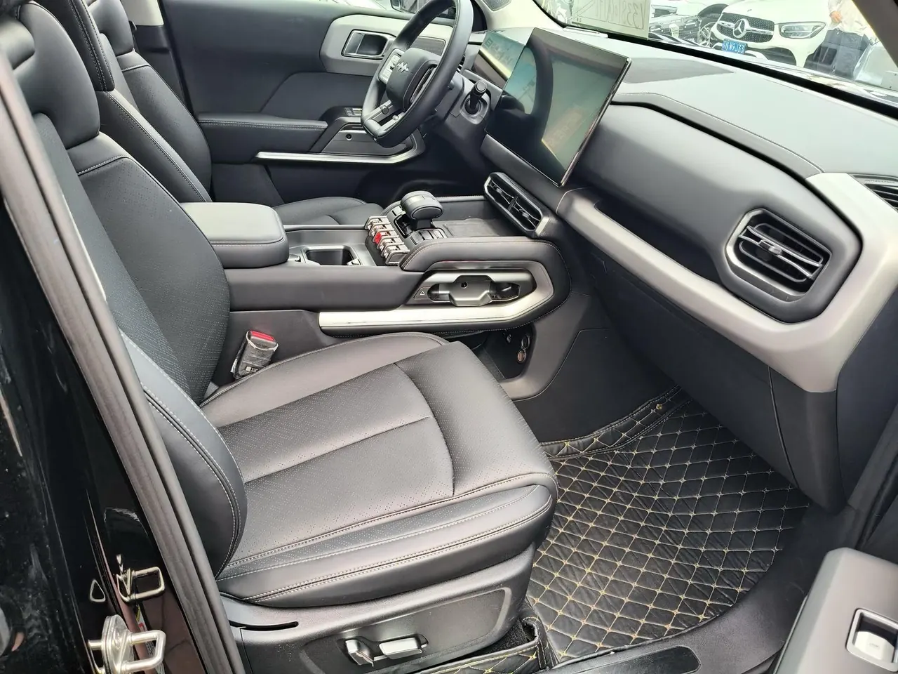 FangChengBao 2025 titanium 3 501KM four-wheel drive intelligent driving Ultra version automatic gear 3