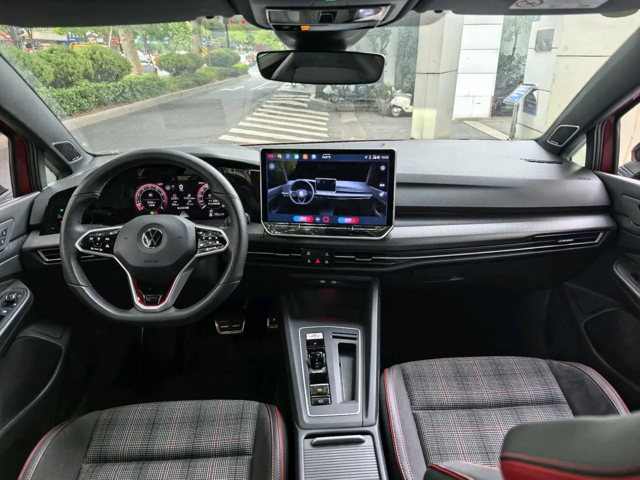 Volkswagen 2025 Golf GTI 2.0TSI 380TSI Automatic 5