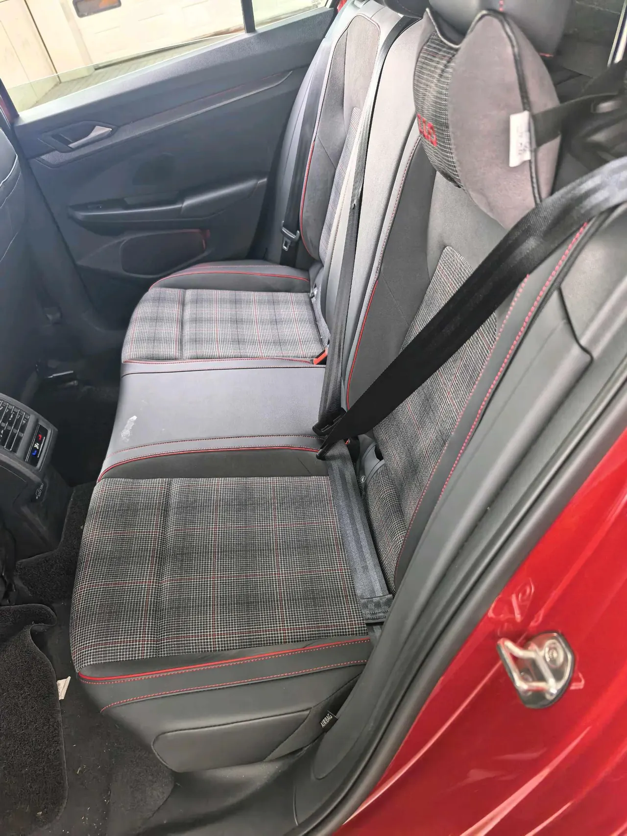 Volkswagen 2025 Golf GTI 2.0TSI 380TSI Automatic 9