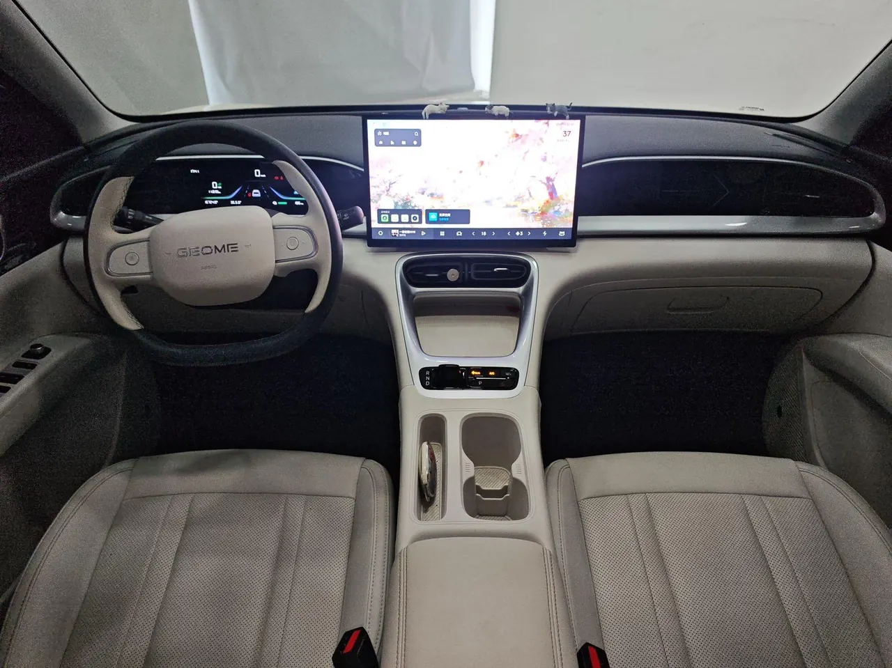 Geely 2025 Star Wish 310km Dream Edition Automatic Gear 9