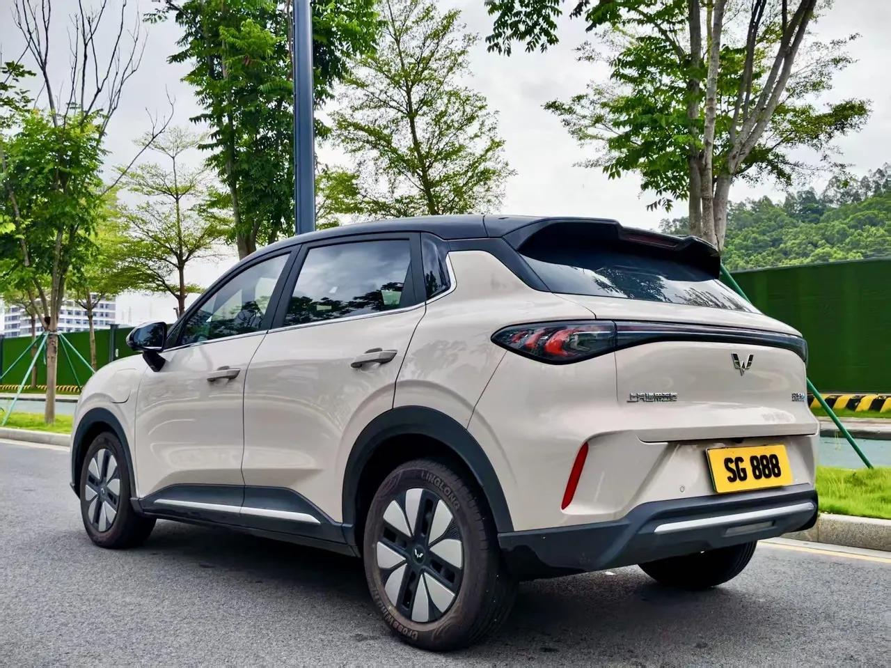 WuLing 2025 Plantronics S 430km Exclusive Automatic Transmission 7