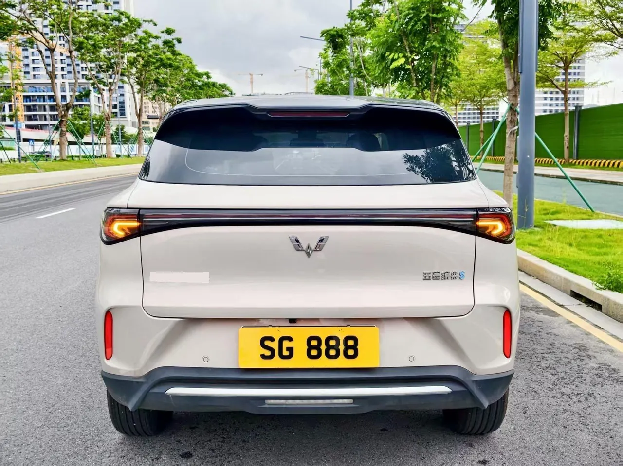 WuLing 2025 Plantronics S 430km Exclusive Automatic Transmission 8