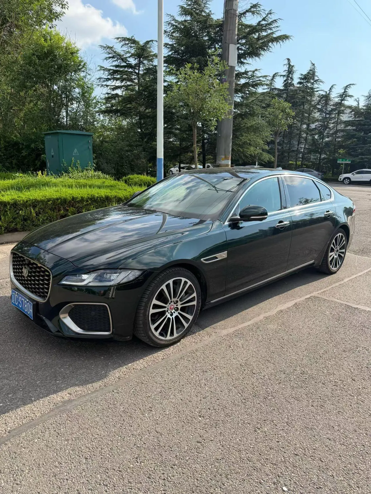 Jaguar 2021 XFL 2.0T P 12500.00g Drive Enjoy Deluxe Edition Automatic Gear - View 1