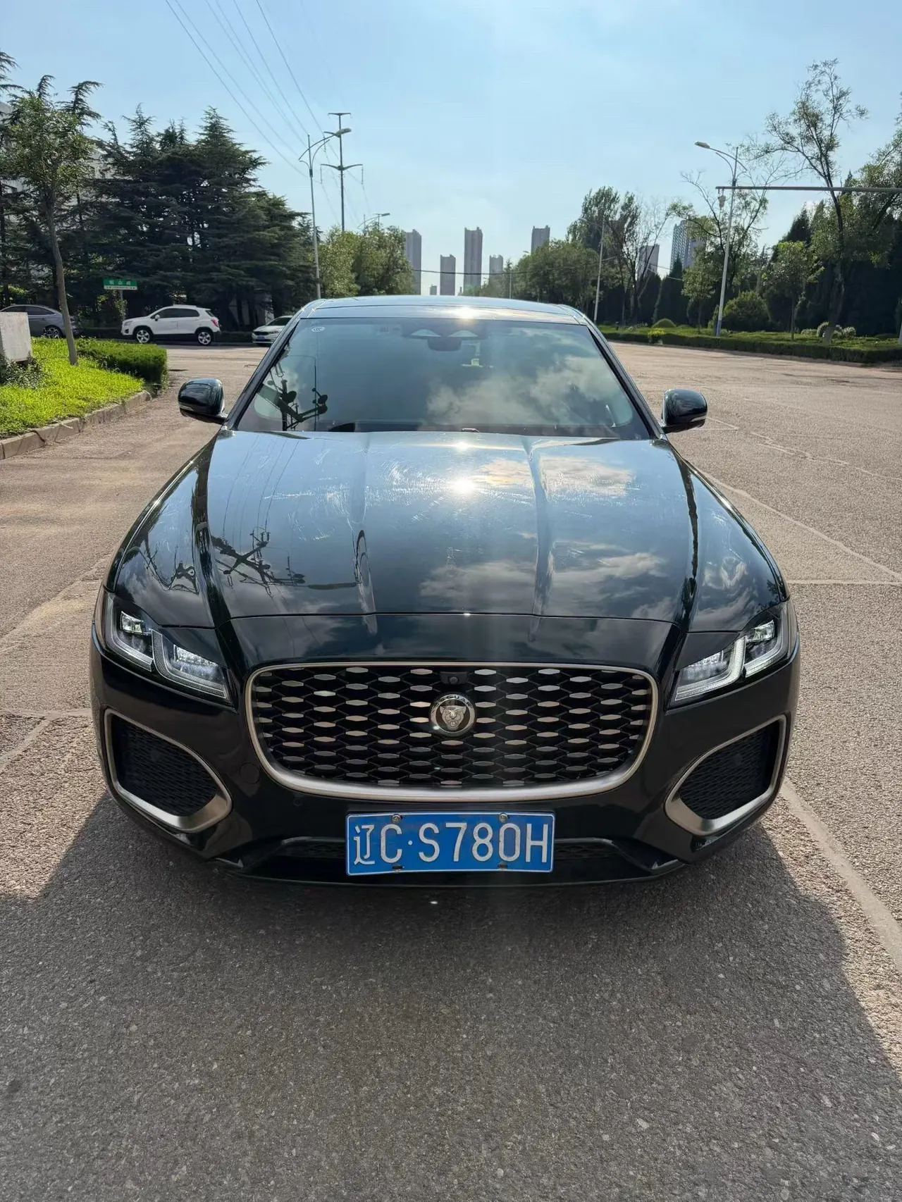 Jaguar 2021 XFL 2.0T P 12500.00g Drive Enjoy Deluxe Edition Automatic Gear 2