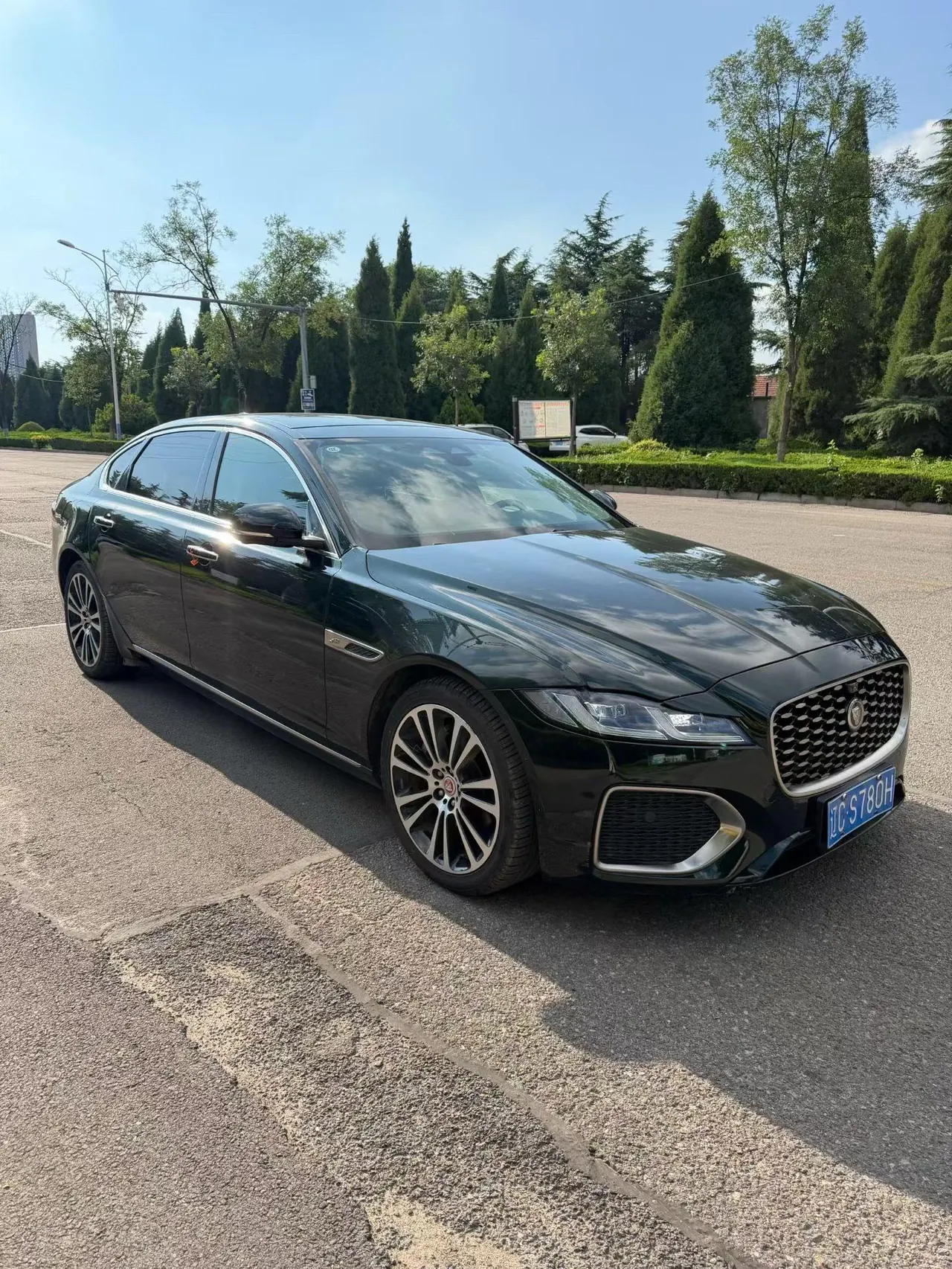 Jaguar 2021 XFL 2.0T P 12500.00g Drive Enjoy Deluxe Edition Automatic Gear 3