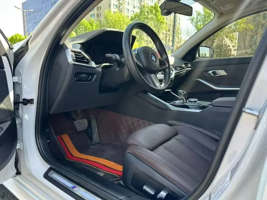 BMW 3 Series 2022 320Li 2.0T M Sports Suit (Modified) Automatic Gear 4