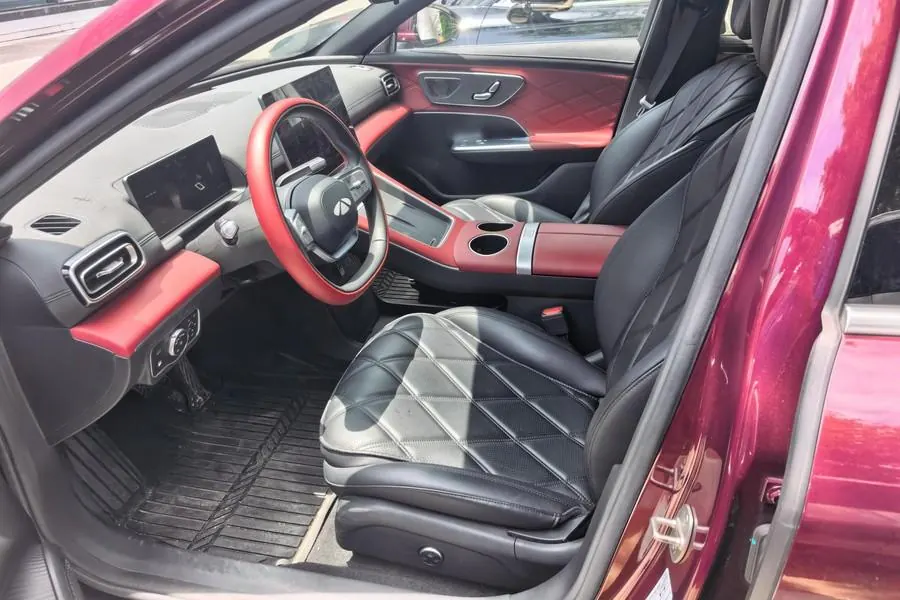 Chery 2025 Fengyun A9L 1.5T Four-wheel Drive High Energy Peak Edition Automatic Gear 4