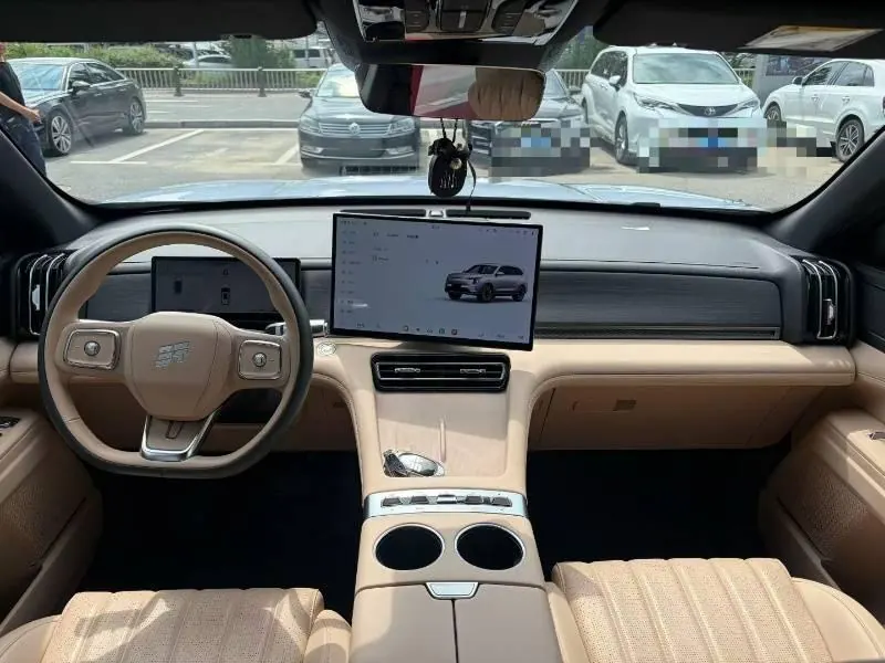 Jetour 2025 Shanhai L7 PLUS 1.5T 220km Flagship 7-seat Automatic Gear 6