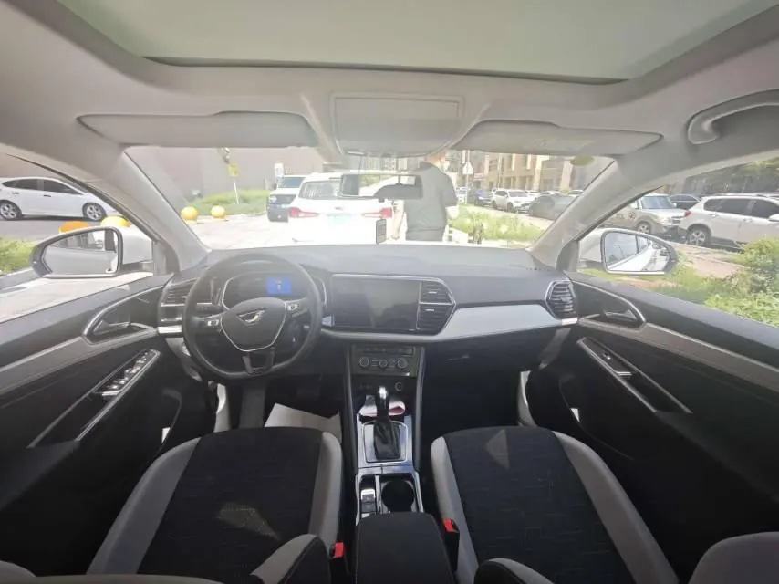 Jetta 2023 Jetta VS7 1.4T 280TSI Enterprising Edition Automatic Gear 5