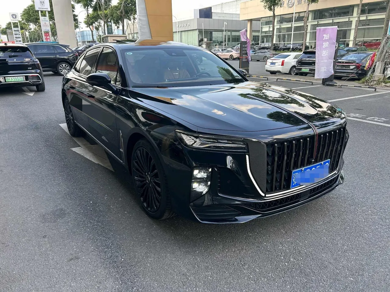 HongQi 2025 H9 48V 2.0T two-wheel drive flag smooth private fashion version 5 automatic gear 2