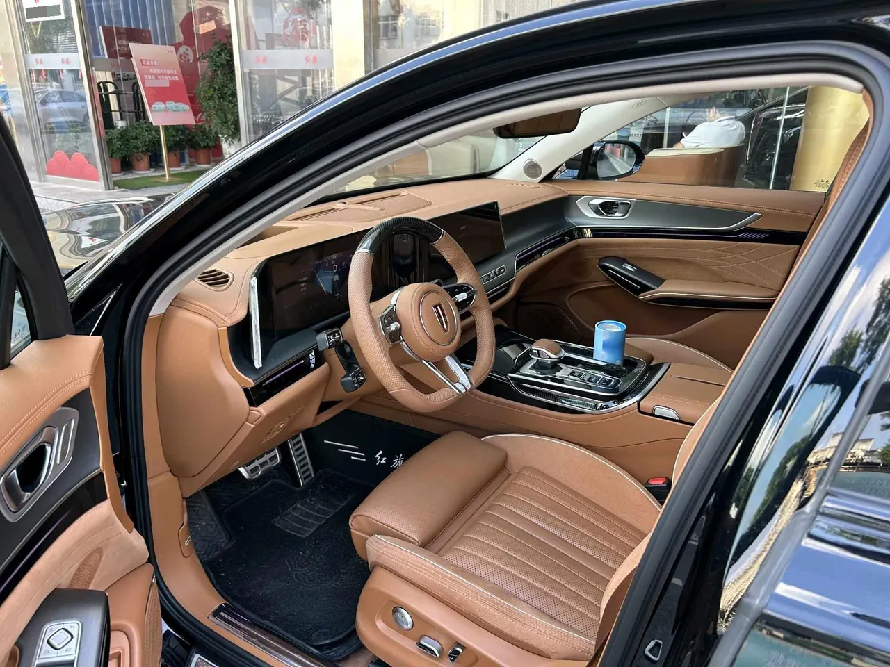 HongQi 2025 H9 48V 2.0T two-wheel drive flag smooth private fashion version 5 automatic gear 4
