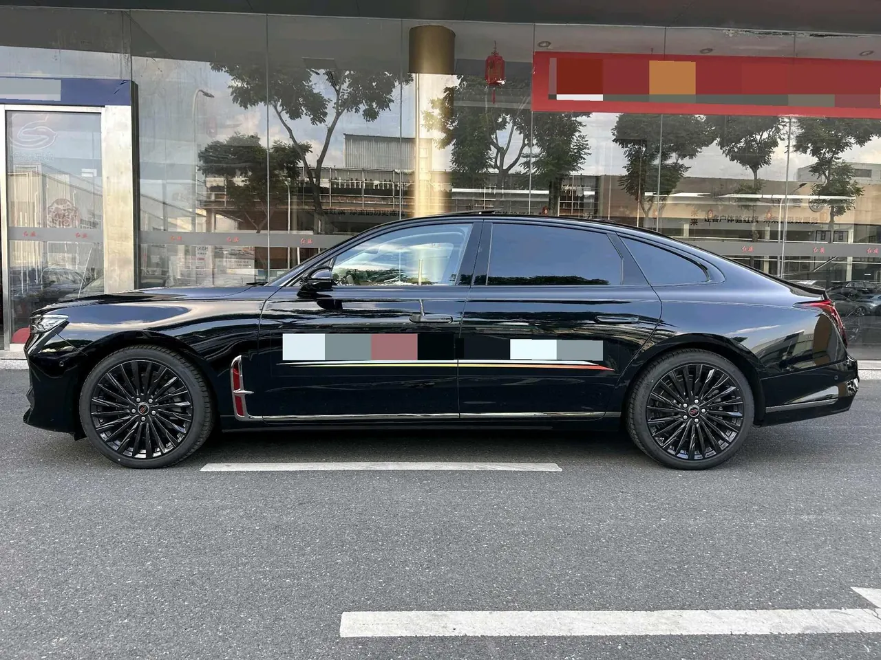 HongQi 2025 H9 48V 2.0T two-wheel drive flag smooth private fashion version 5 automatic gear 6
