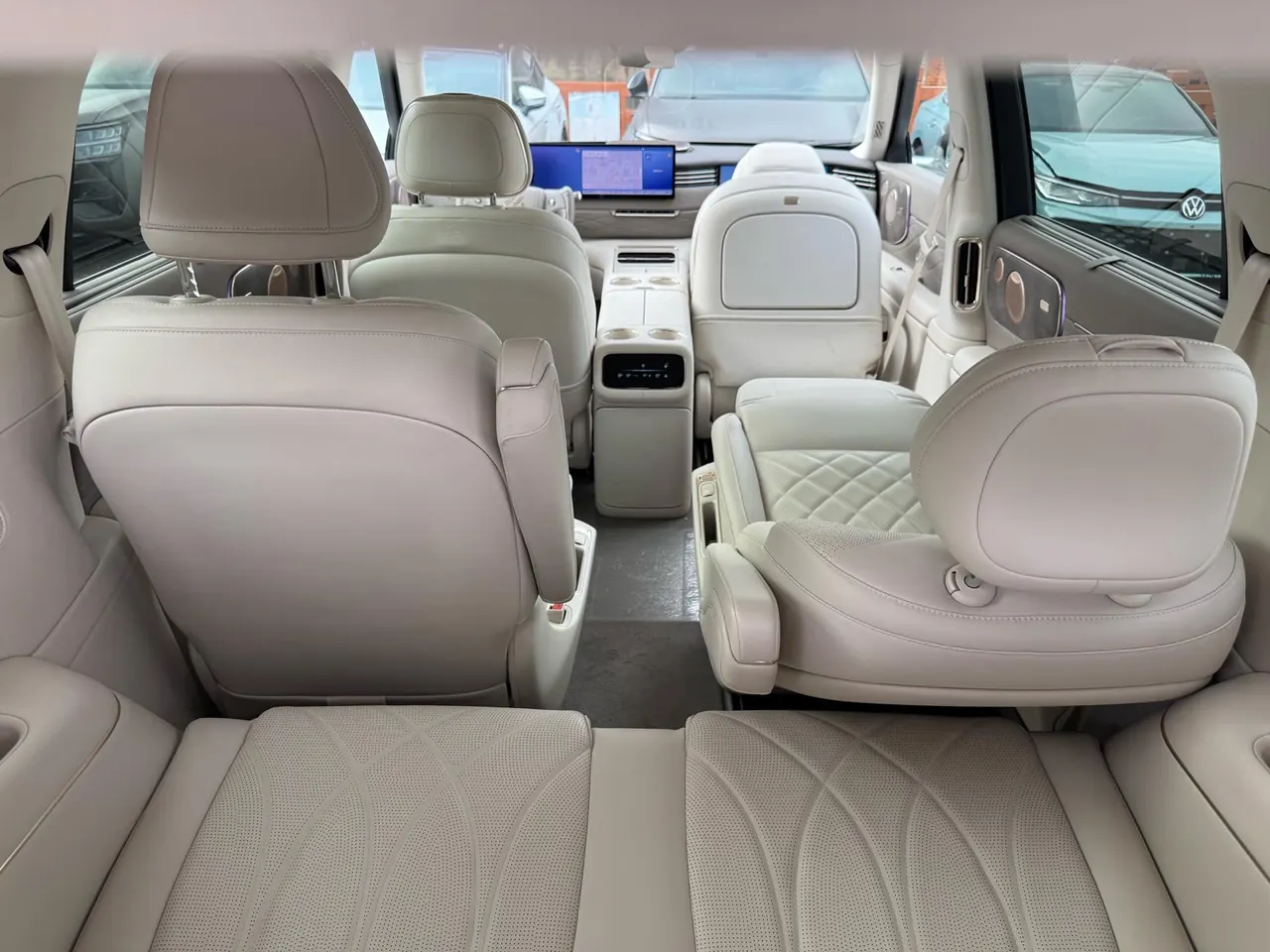 IM 2026 IM LS9 52 Ultra Automatic 5