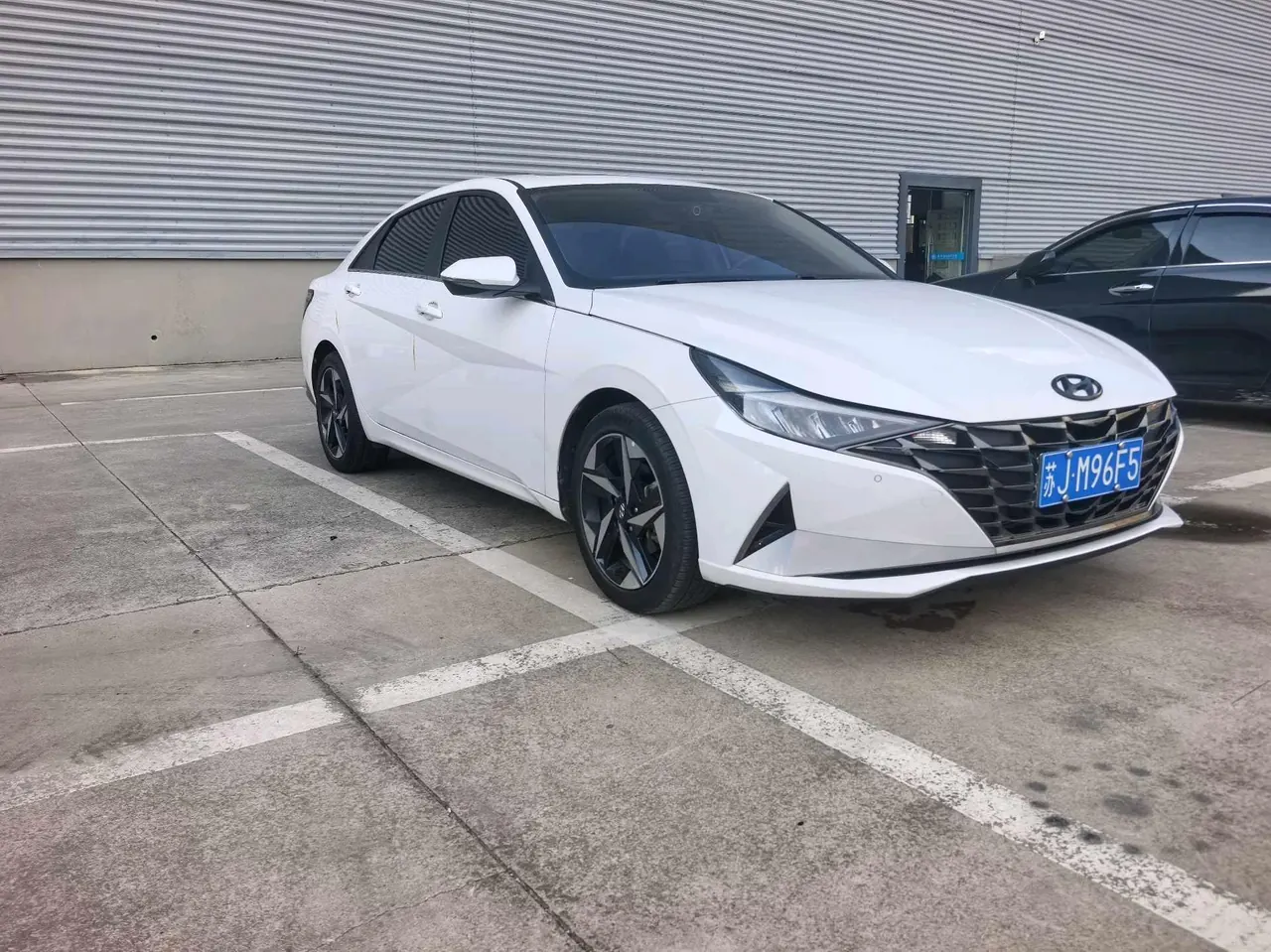 Hyundai 2023 Elantra-sedan 1.5 stepless GLX elite automatic gear 3