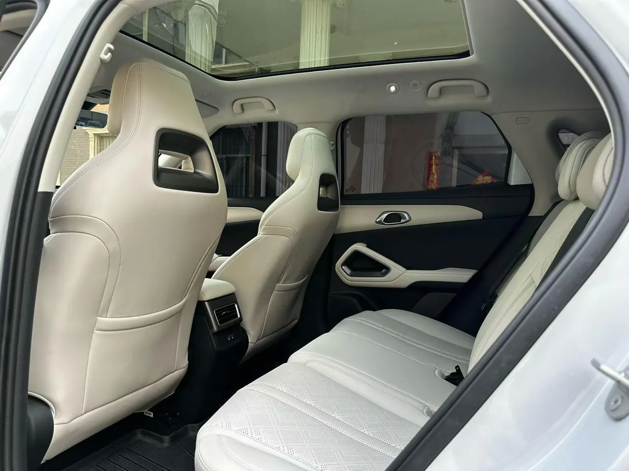 BYD 2024 Yuan UP 401KM Exceed Automatic Gear 6