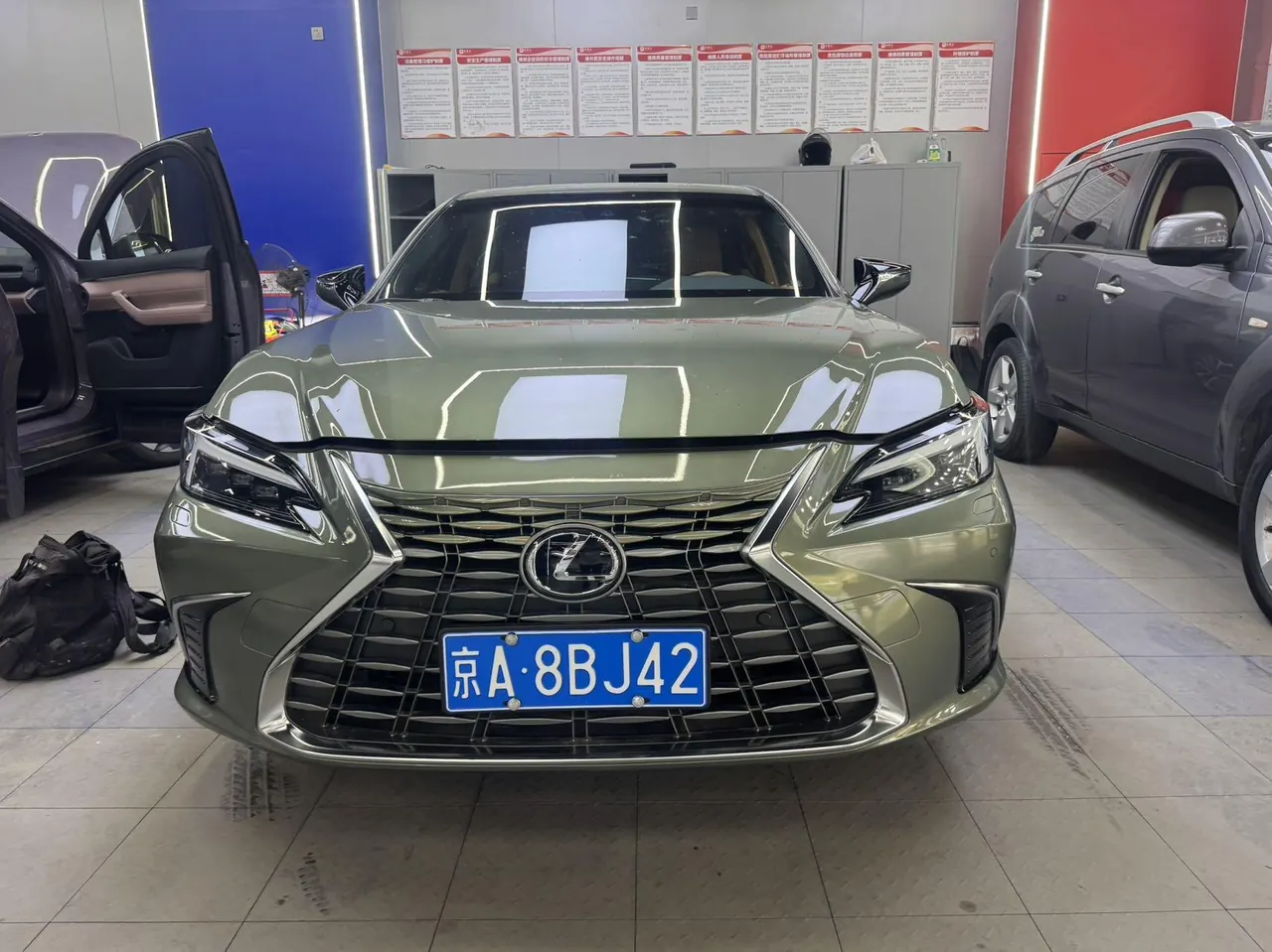 Lexus ES (Imported) 2025 ES200 2.0 Stepless Edition Automatic Gear 2
