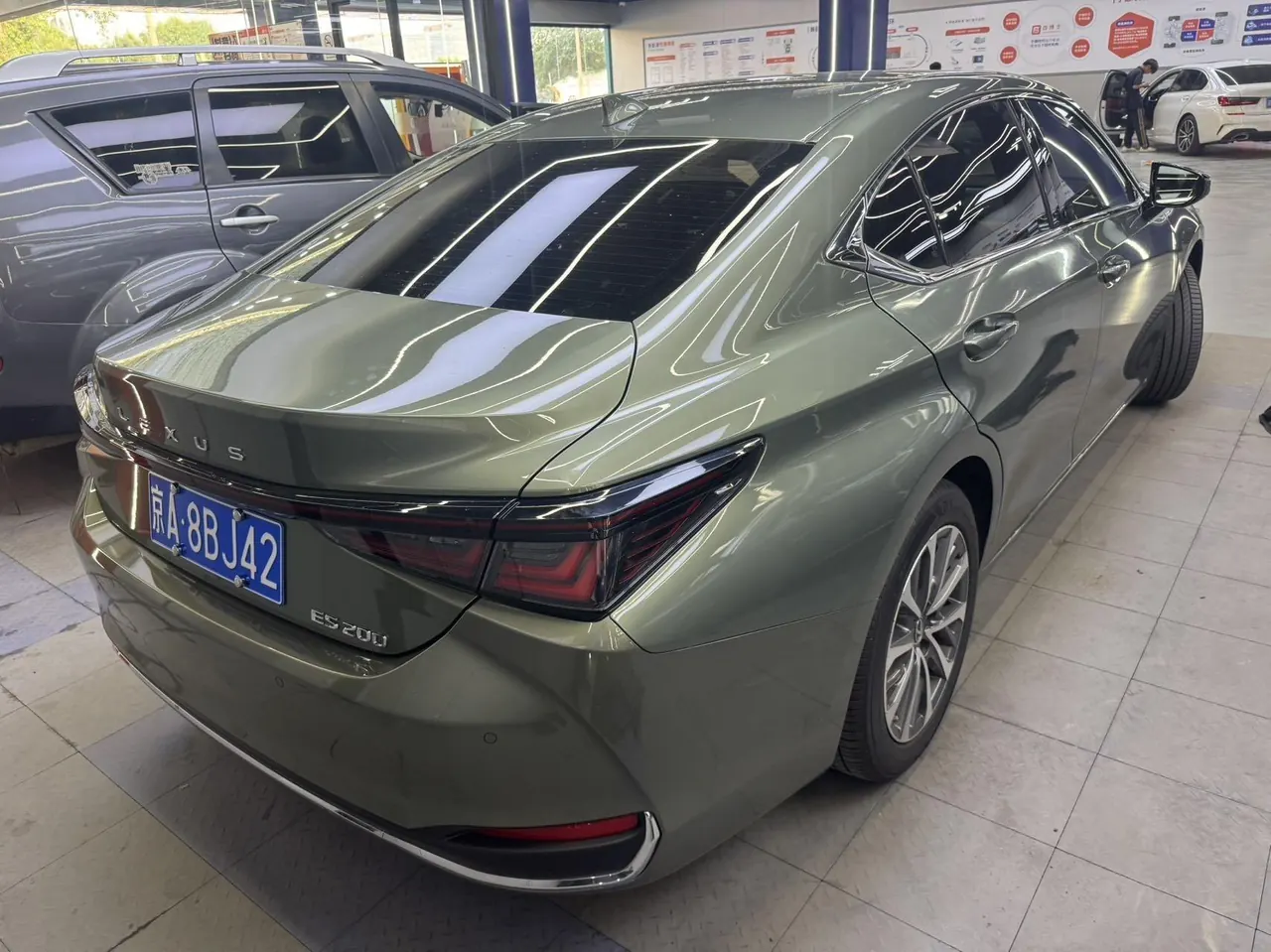 Lexus ES (Imported) 2025 ES200 2.0 Stepless Edition Automatic Gear 6